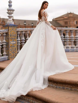 ElegantWedding Vestidos de Chiffon A-line até o chão Bola GownGarden weddingcustom feitas
